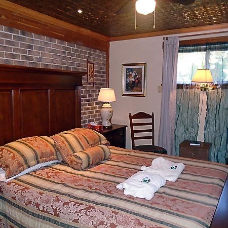 Gite La Halte Du Verger Bed And Breakfast Riviere-du-Loup Exterior foto