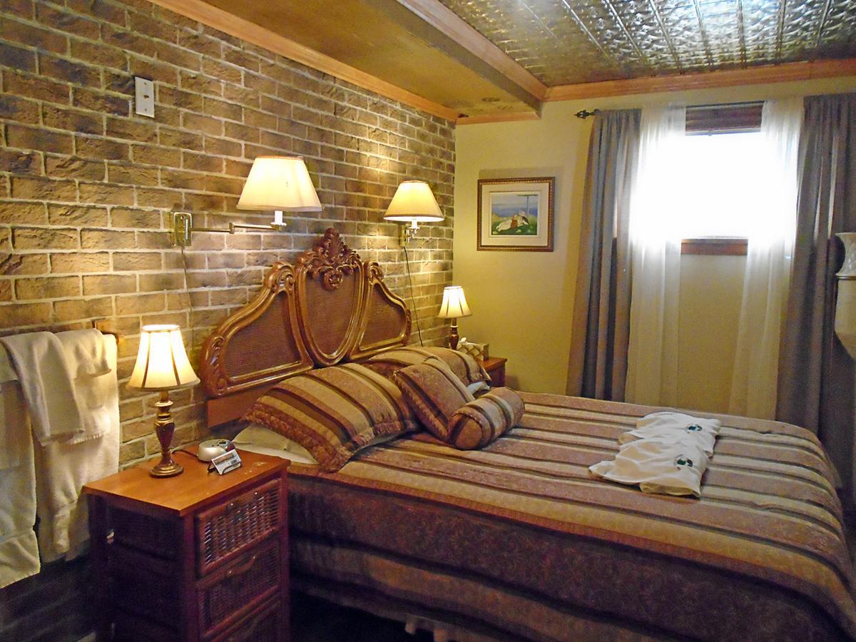 Gite La Halte Du Verger Bed And Breakfast Riviere-du-Loup Exterior foto