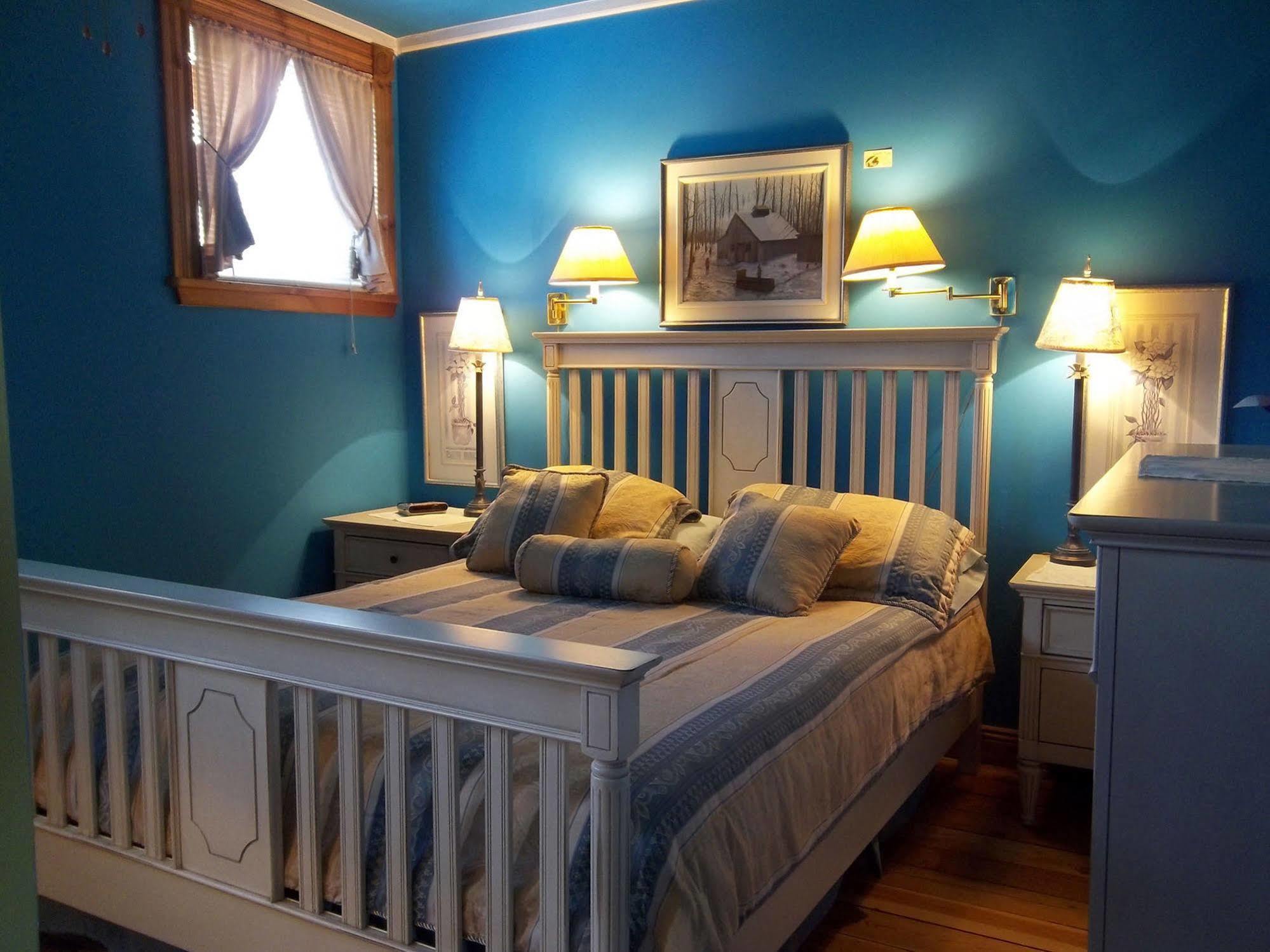 Gite La Halte Du Verger Bed And Breakfast Riviere-du-Loup Exterior foto