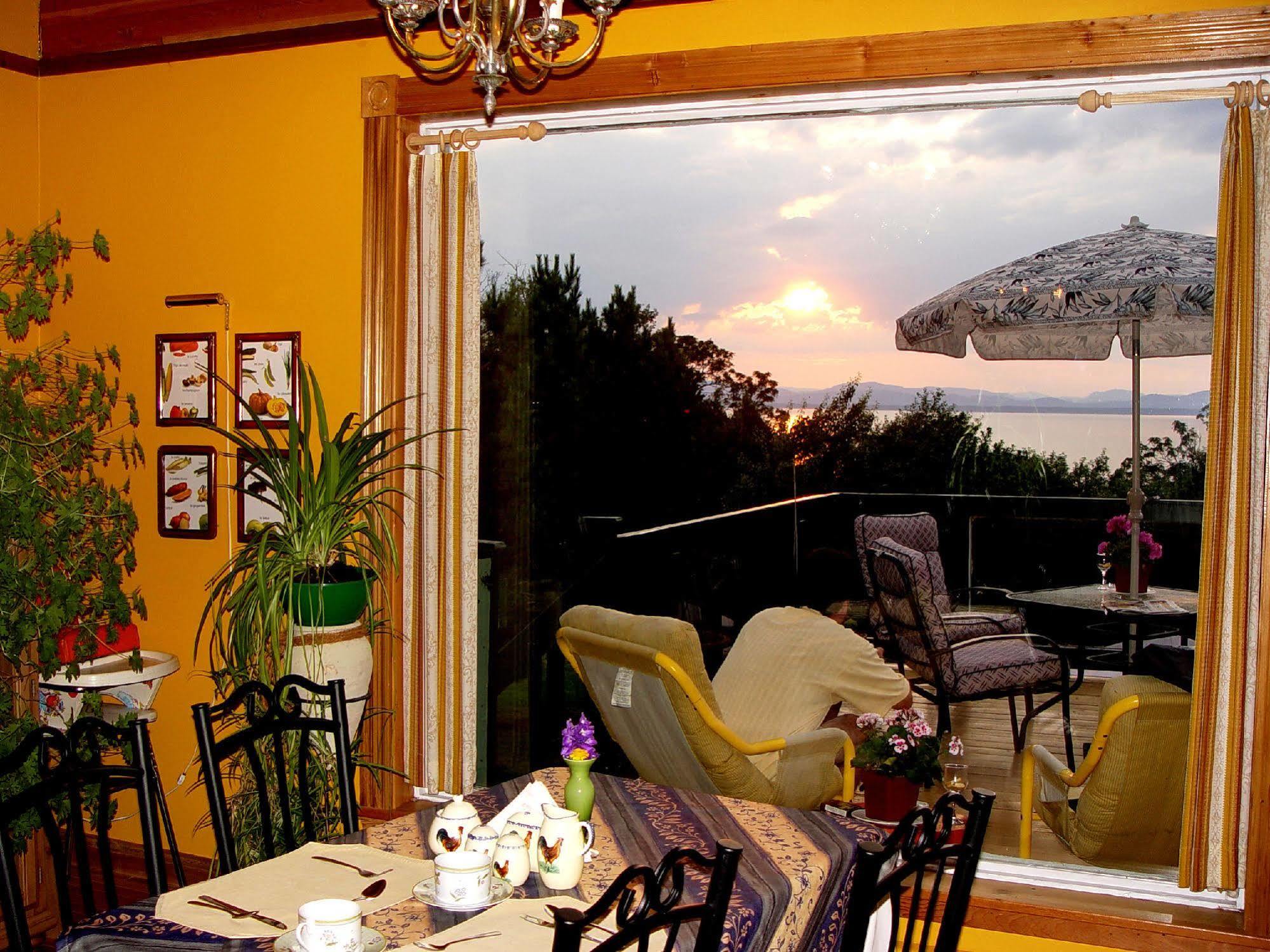 Gite La Halte Du Verger Bed And Breakfast Riviere-du-Loup Exterior foto
