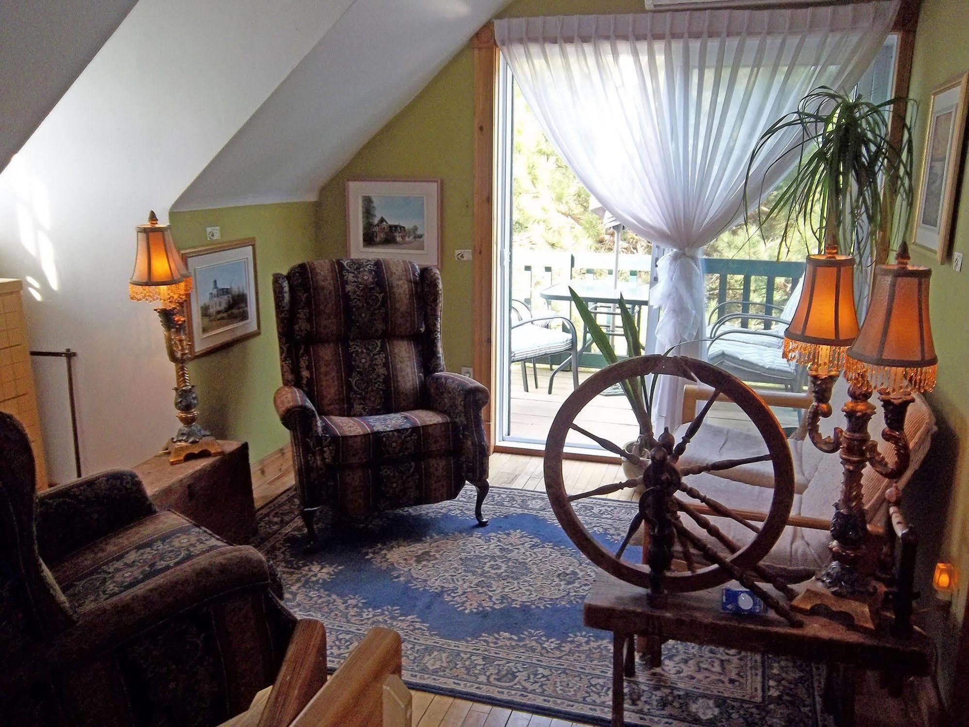 Gite La Halte Du Verger Bed And Breakfast Riviere-du-Loup Exterior foto